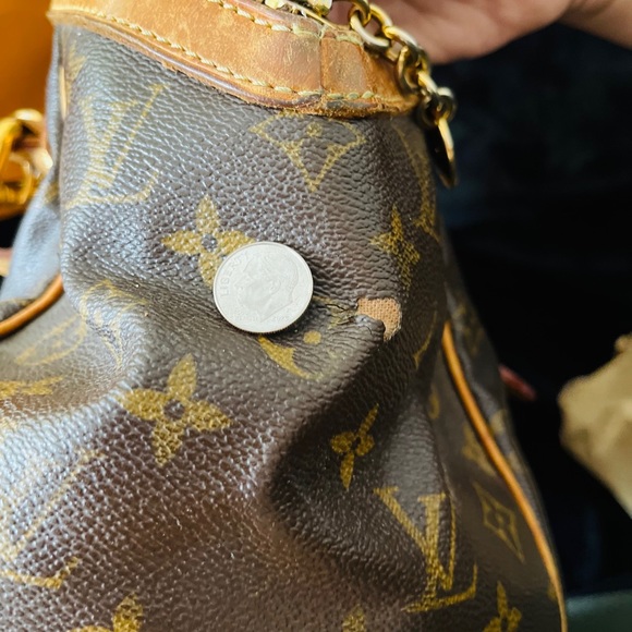 Authentic Louis Vuitton Tivoli GM - Picture 7 of 15